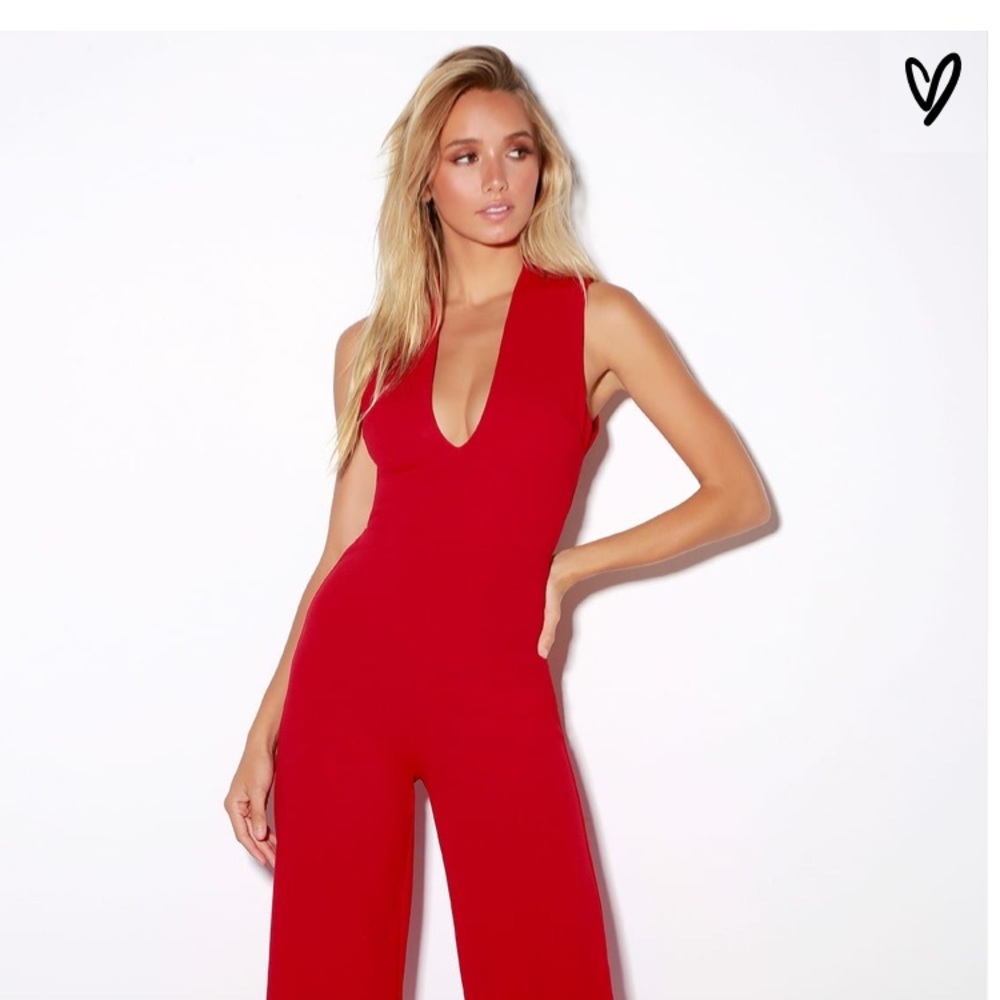 Lulu’s THINKING OUT LOUD RED BACKLESS JUMPSUIT